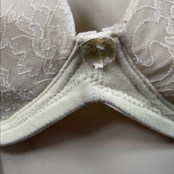 Paris Pink Golden Edition Bra 40/90D White Floral Lace Style PB9149P - Picture 4 of 12